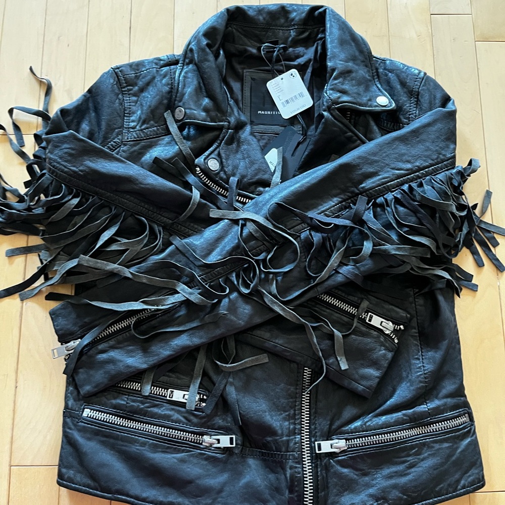 Mauritius (purchased online from Free People) Black Leather Zoey Fringe Jacket - Picture 12 of 14